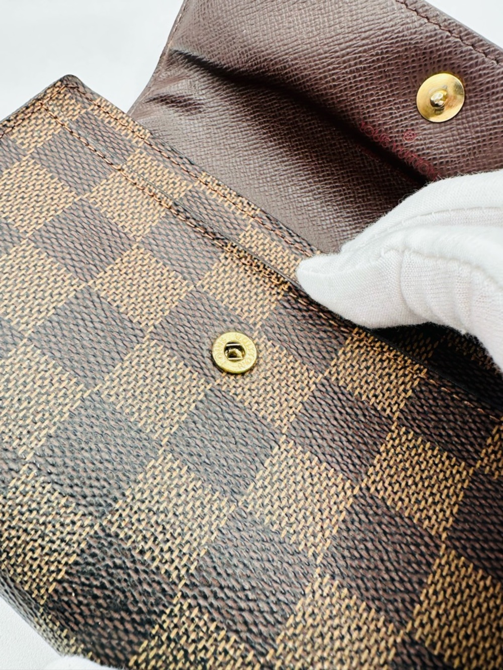 Louis Vuitton Damier Tri fold Wallet - Picture 8 of 14